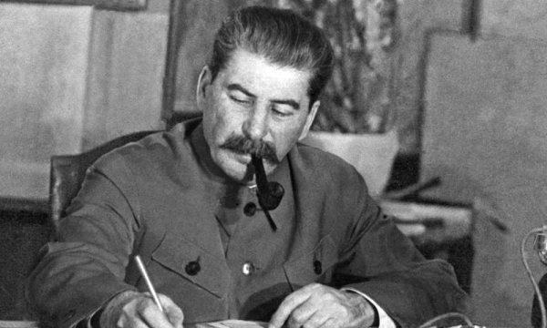 Medyumu Stalin’in Hayatını Kurtarmış